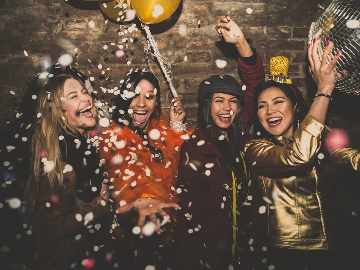 Jak zacząć zaproszenie? Oto najlepsze zwroty i pomysły na wstęp