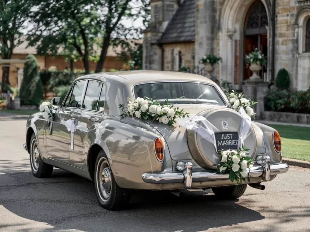 Jak przystroić samochód gości weselnych, aby zachwycić wszystkich