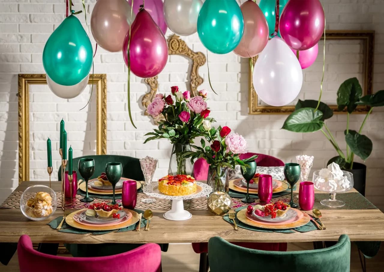 Co kupić idąc w gości? Unikalne prezenty, które zachwycą gospodarzy