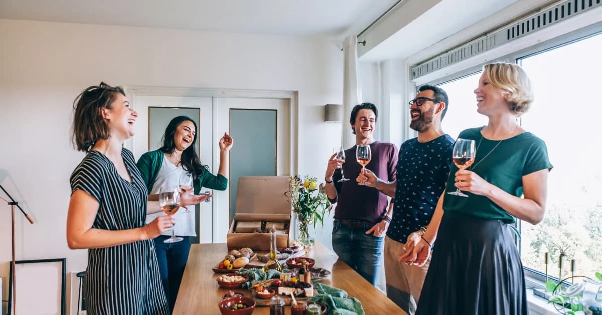 Jak zaskoczyć gości na urodzinach? Oryginalne pomysły na imprezę