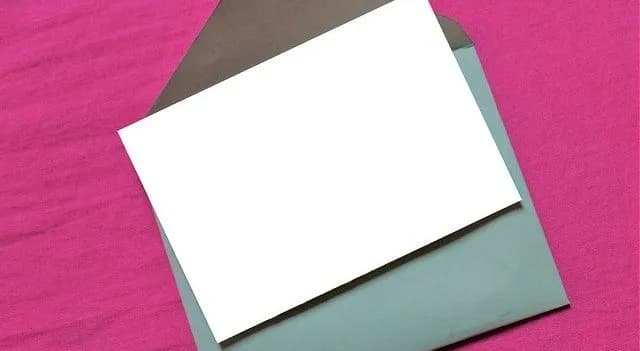 Jak wypisać zaproszenie na komunię, aby nie popełnić błędów